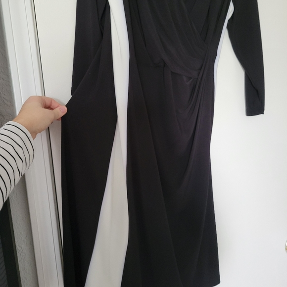 CHAPS COLORBLOCK BLACK DRESS - Picture 3 of 3